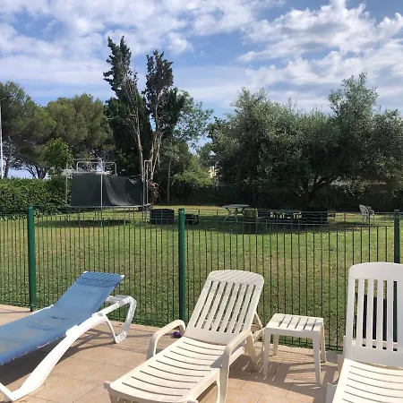 Apartment Duplex 5 Min De La Mer, Piscine Antibes